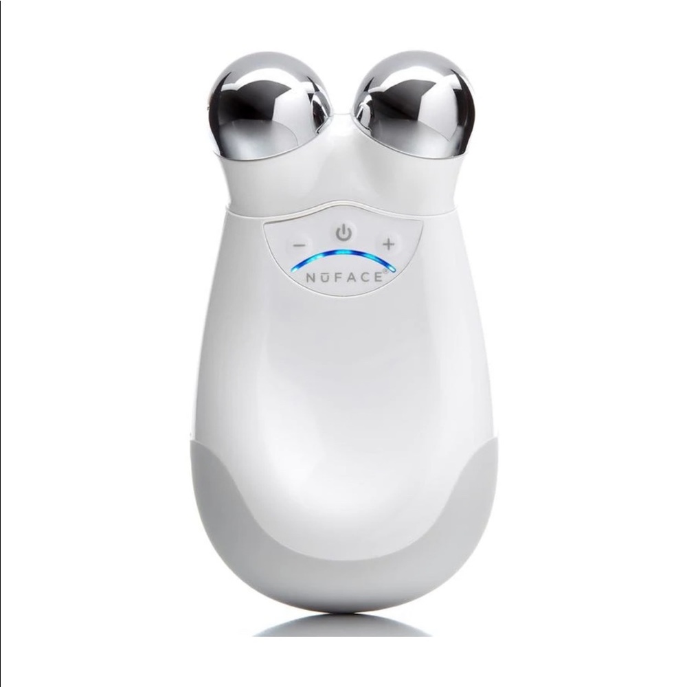 NuFACE MINI TONING DEVICE
